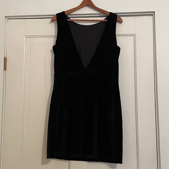 New Hutch Velvet Shift Bow Dress size Large - Picture 9 of 13